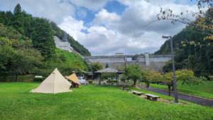 青森県西北アウトドア情報－小泊ダム遊仙公園キャンプ場