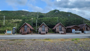 青森県西北アウトドア情報－脇元海辺ふれあいゾーンバンガロー